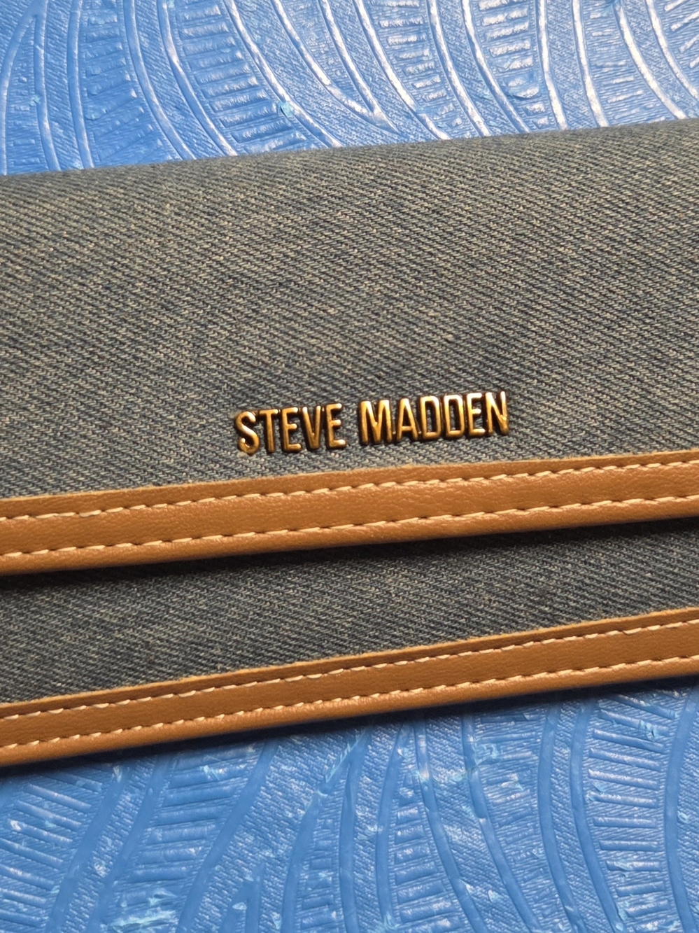Steve Madden Blue and Tan Wallet